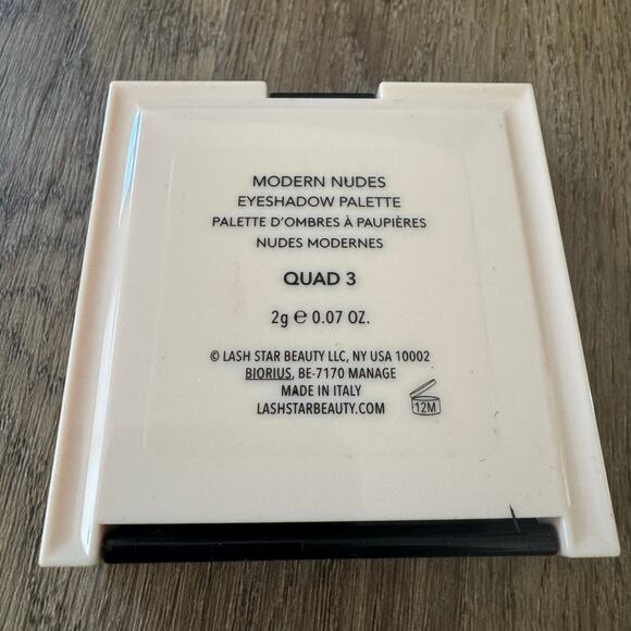 Lash Star Modern Nudes Eyeshadow Palette, Quad 3 Grey - Picture 3 of 6